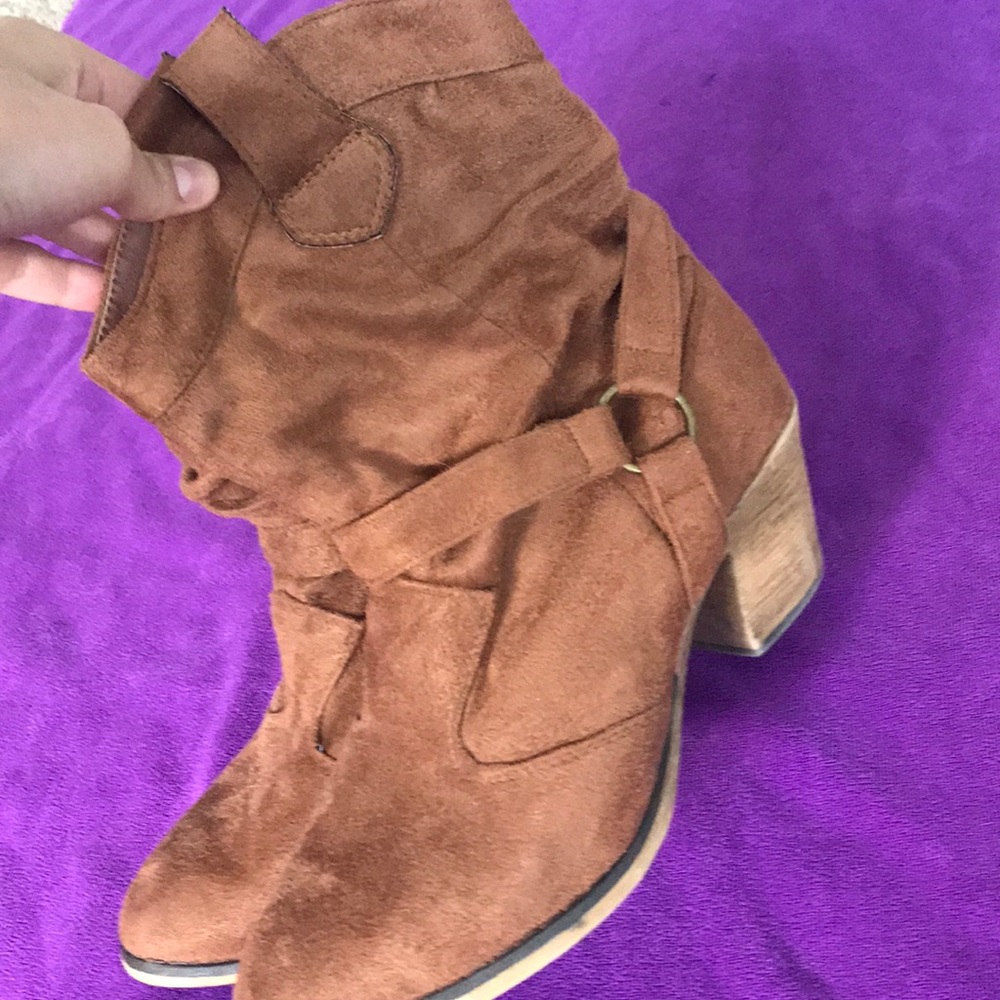 Tan cowboy boots🌕 SALE